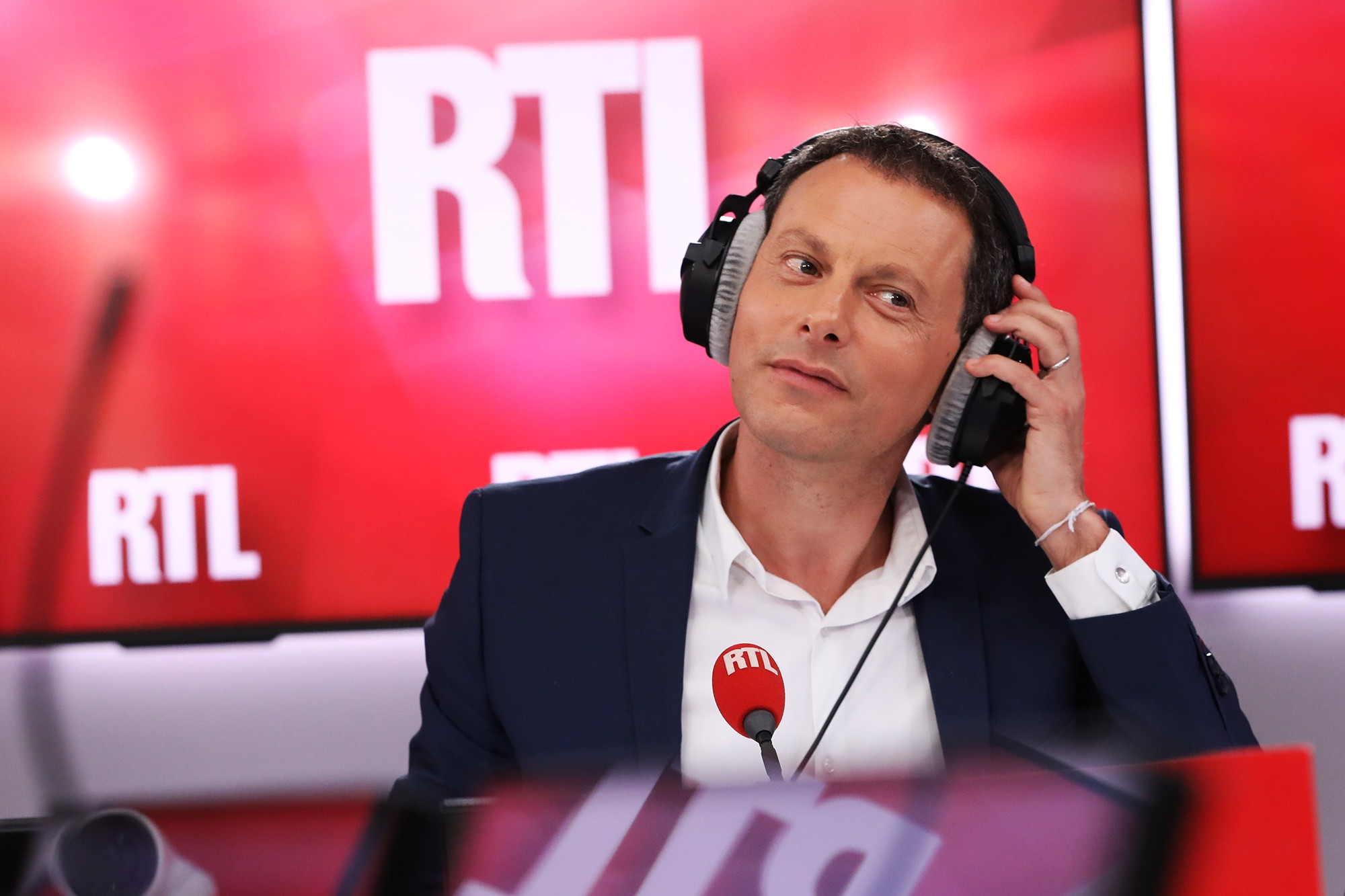 Fogiel snobe France 2 et muscle RTL : la guerre de la présidentielle est lancée