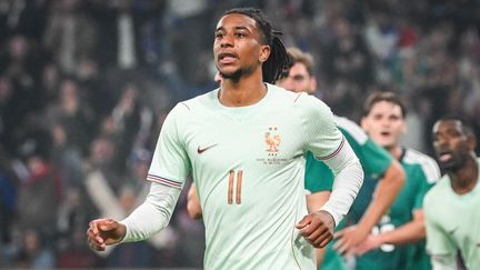 Michael Olise met le feu aux Bleus… et écrase la concurrence sur TF1