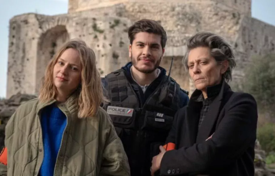 France 3 frappe fort, TF1 cale : la soirée télé bousculée par le polar et le Mondial