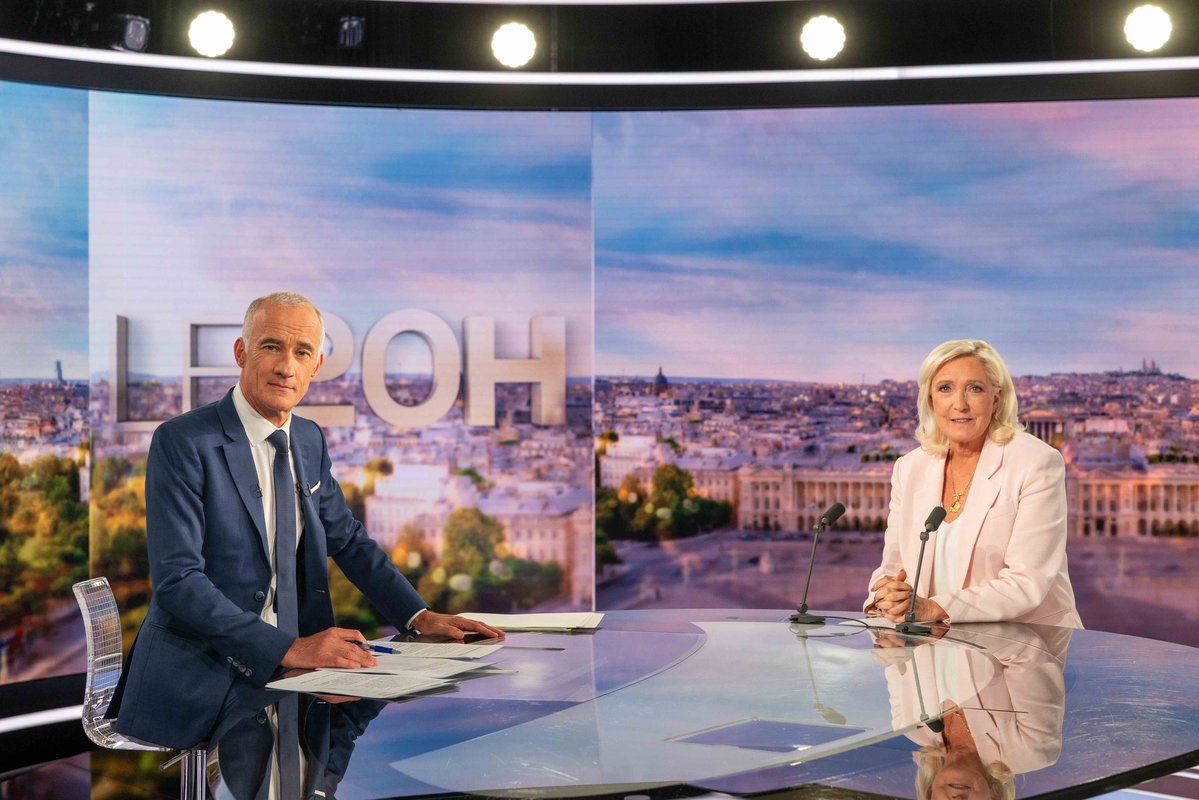 Marine Le Pen fait décoller les audiences du "2à heures" de& TF1