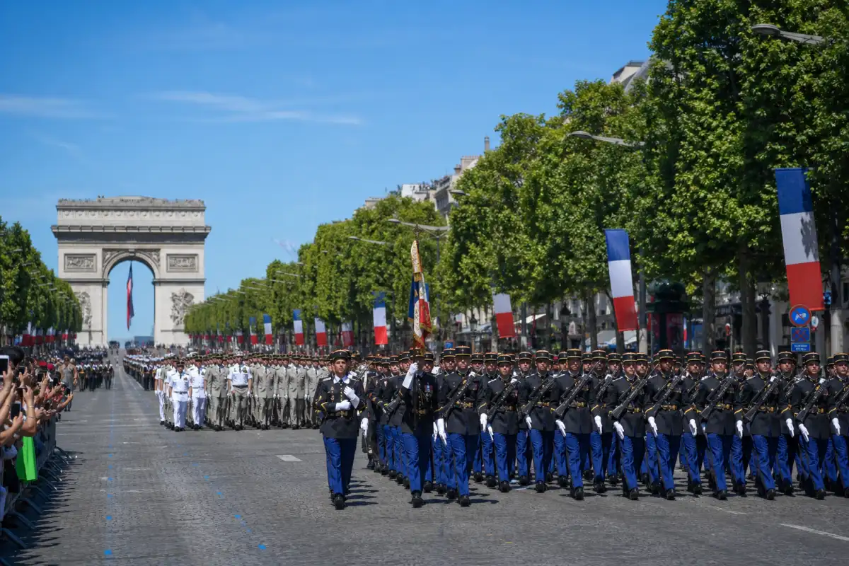 Défilé du 14 Juillet : TF1 et France 2 engagées dans un combat au corps-à-corps