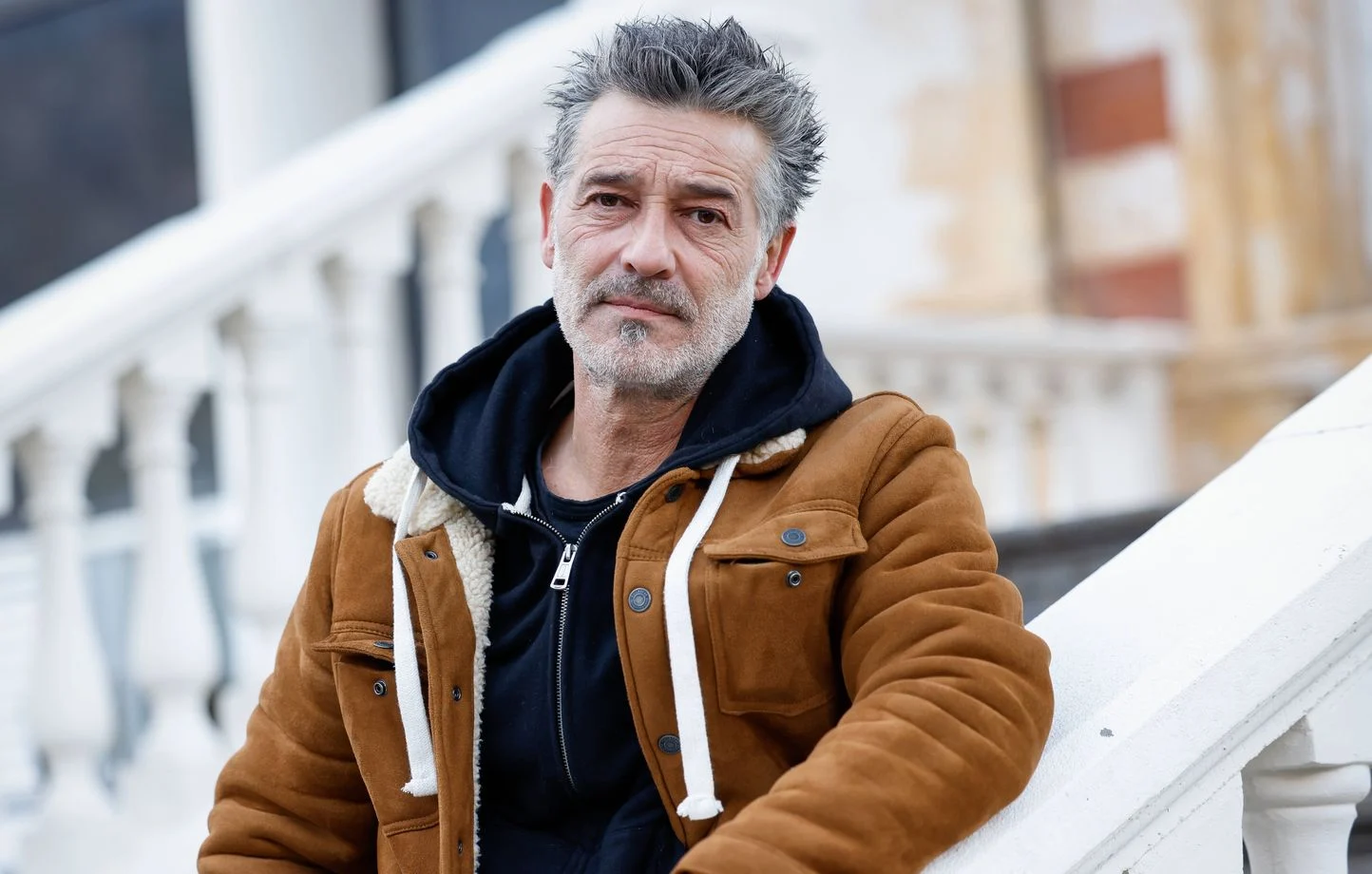 "Ici tout commence" : Stéphane Blancafort livre sa version des faits