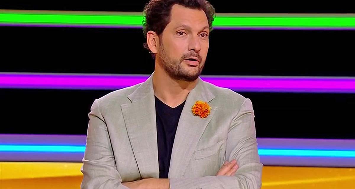 Photo d'Éric Antoine, animateur de télévision