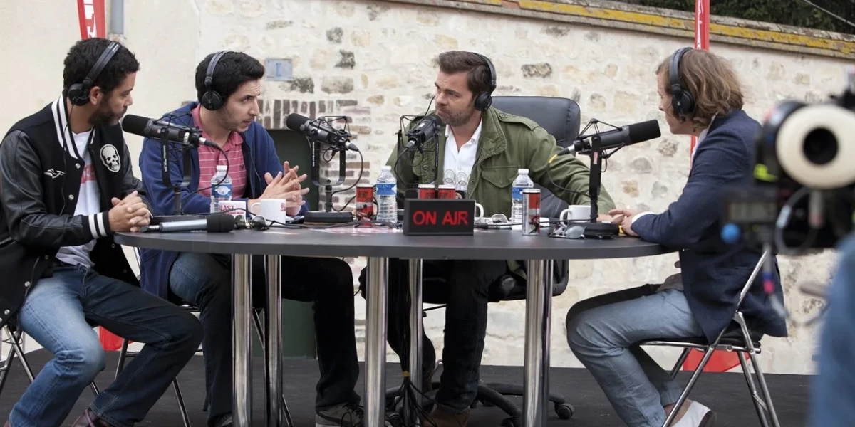 TFX diffuse « Radiostars », comédie française de 2012 réalisée par Romain Lévy.