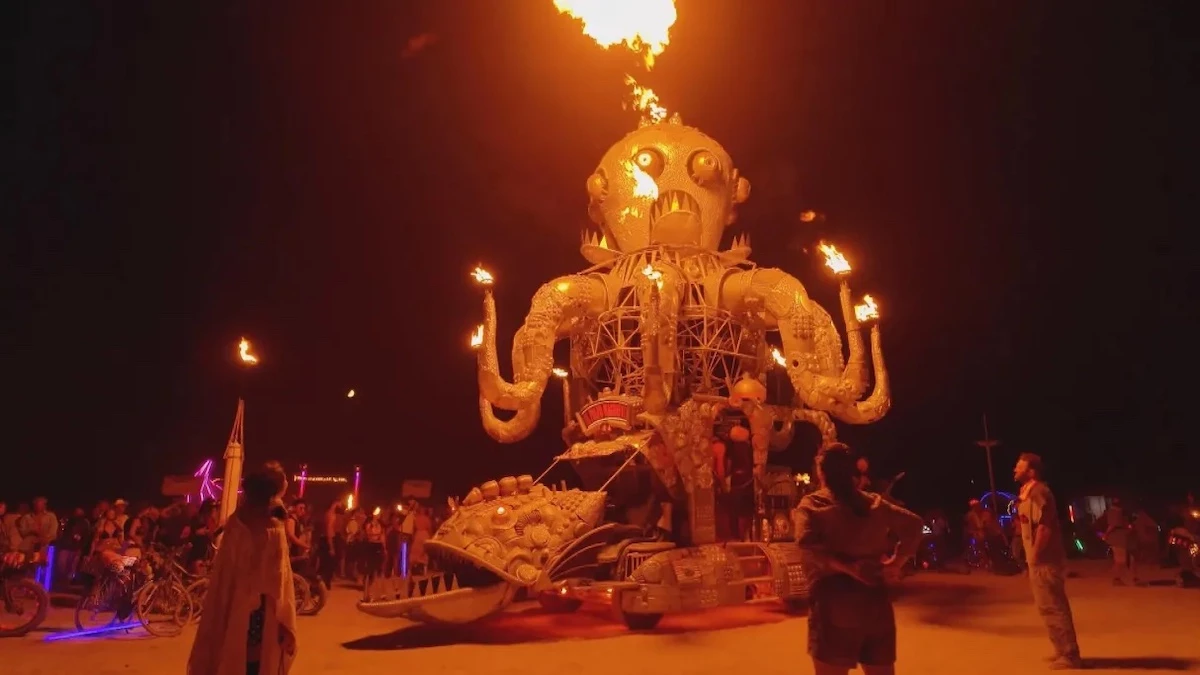 « Burning Man, le désert de tous les possibles » : France 5 plonge dans la folie de Black Rock City