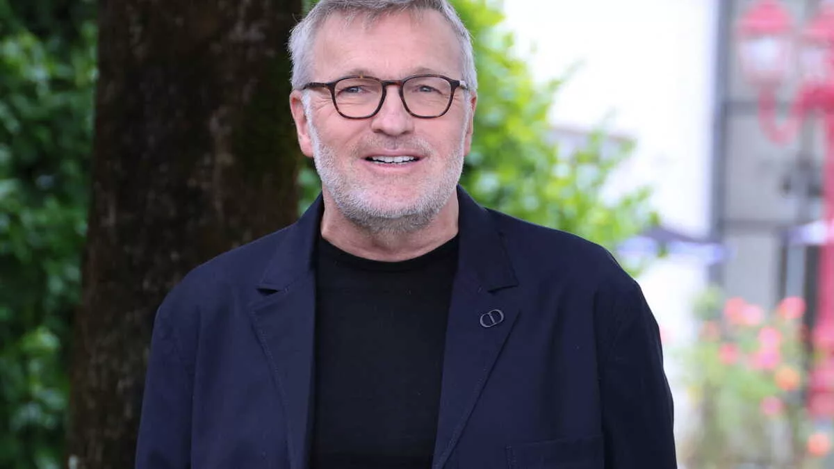 « Je fais partie des privilégiés » : Laurent Ruquier raconte son évacuation du Cap Ferret