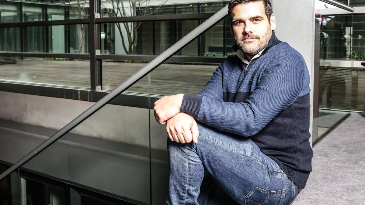 On a vu « Ce qui nous tient debout » : Matthieu Lartot face au cancer, un documentaire bouleversant sur France 5