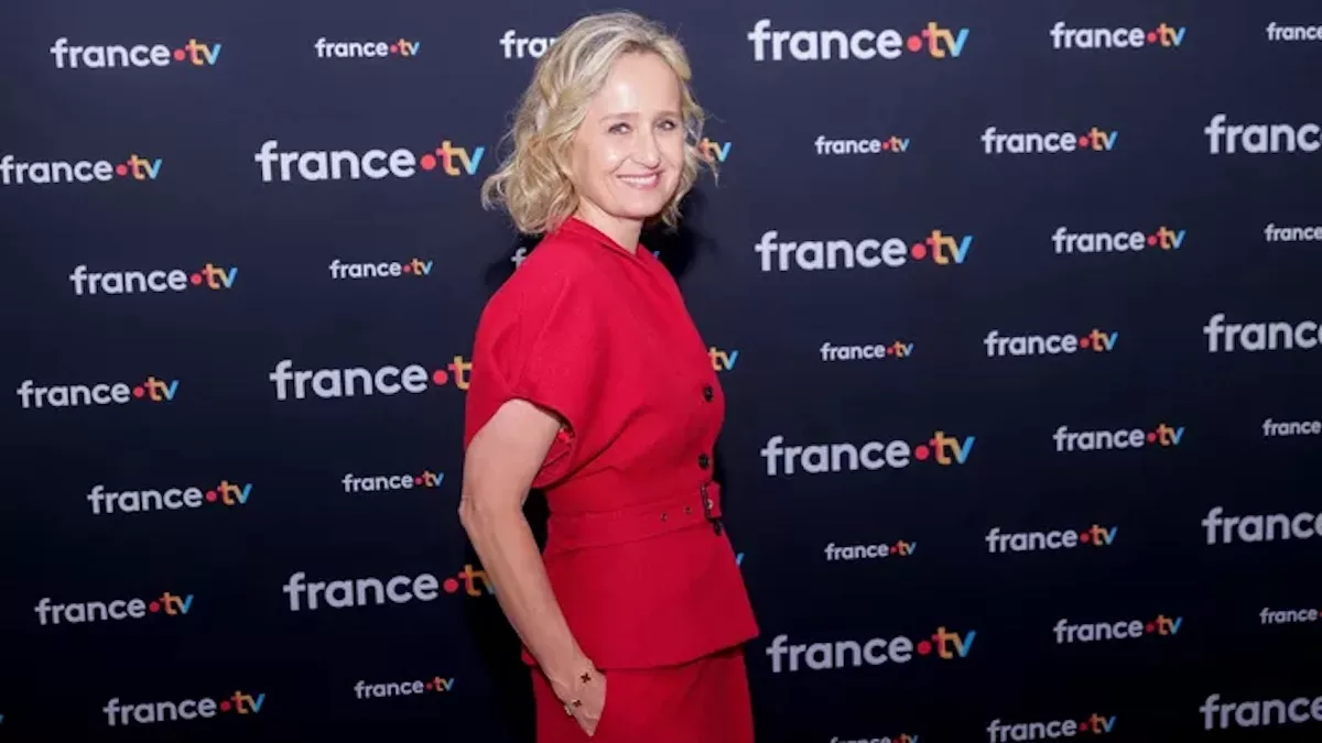 France 2 reporte « L’Heure de vérité » de Caroline Roux à cause d’Emmanuel Macron