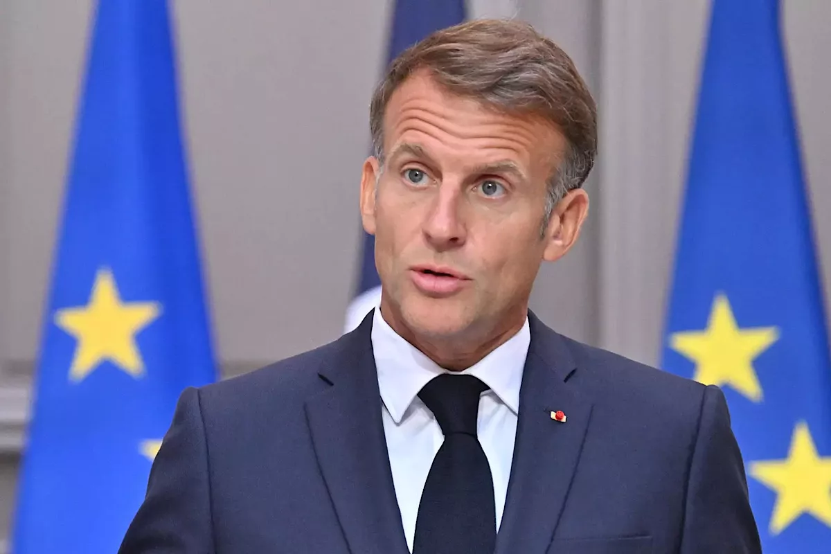 Macron face à Gilles Bouleau et Caroline Roux : ce qu’il faut attendre de son interview sur TF1 et France 2
